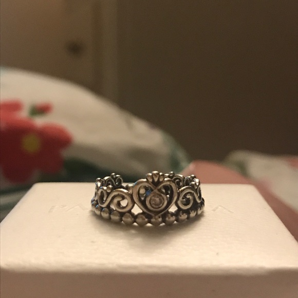 CROWN RING - Picture 3 of 3